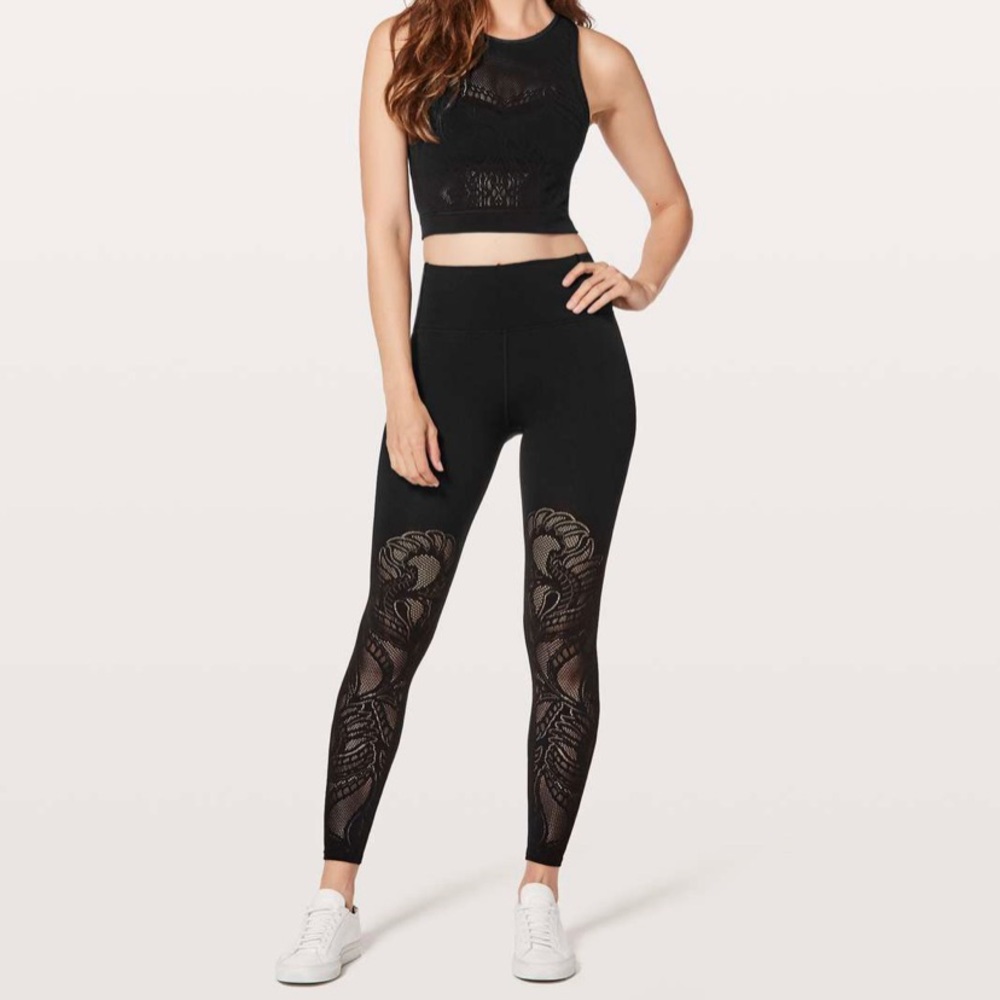 Lululemon reveal tight *lattice paisley